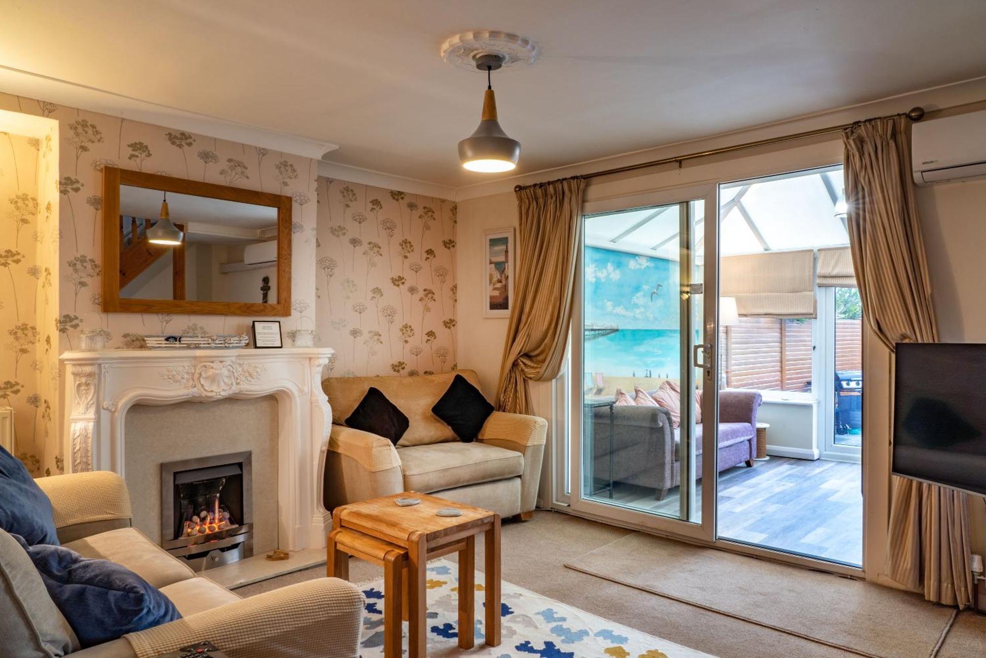 Sunny Queens Park Home - Garden & Private Parking Brighton Екстер'єр фото
